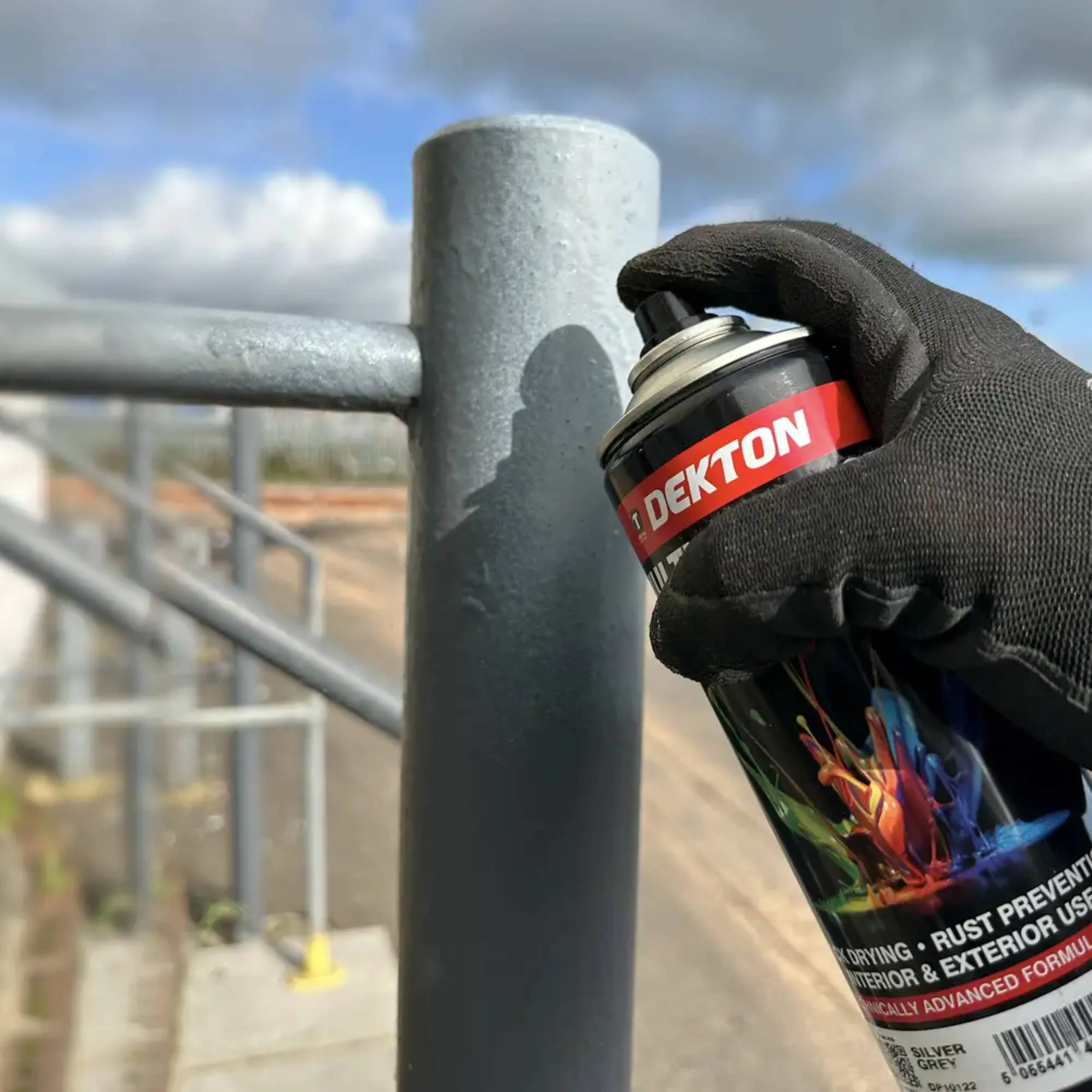 DEKTON 400ml Spray Paint Silver Grey